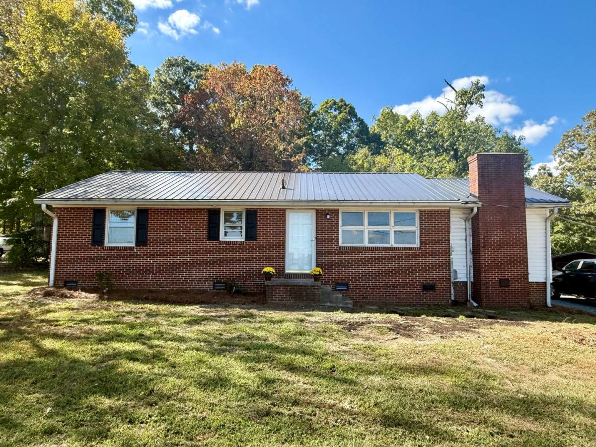 House for rent at 3015 County Farm Rd, Gibsonville, NC 27249