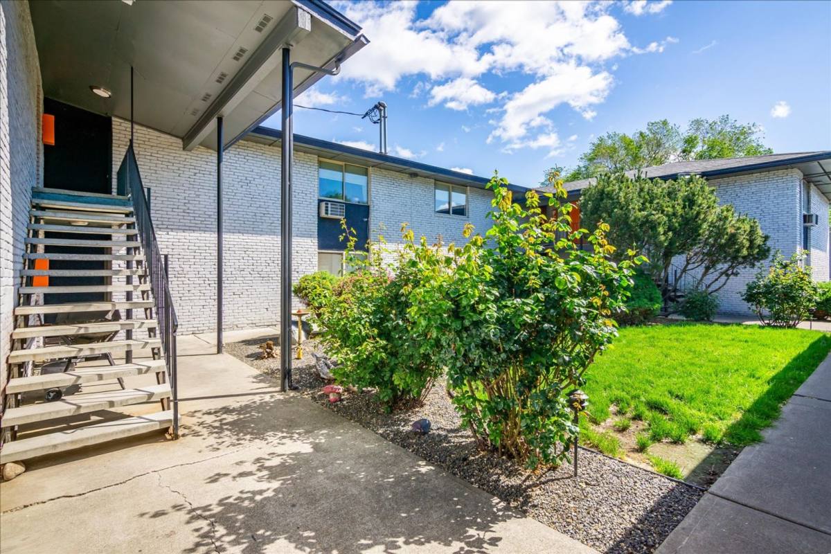 Apartment for rent at 211-219 S Whipple Rd, Spokane, WA 99206