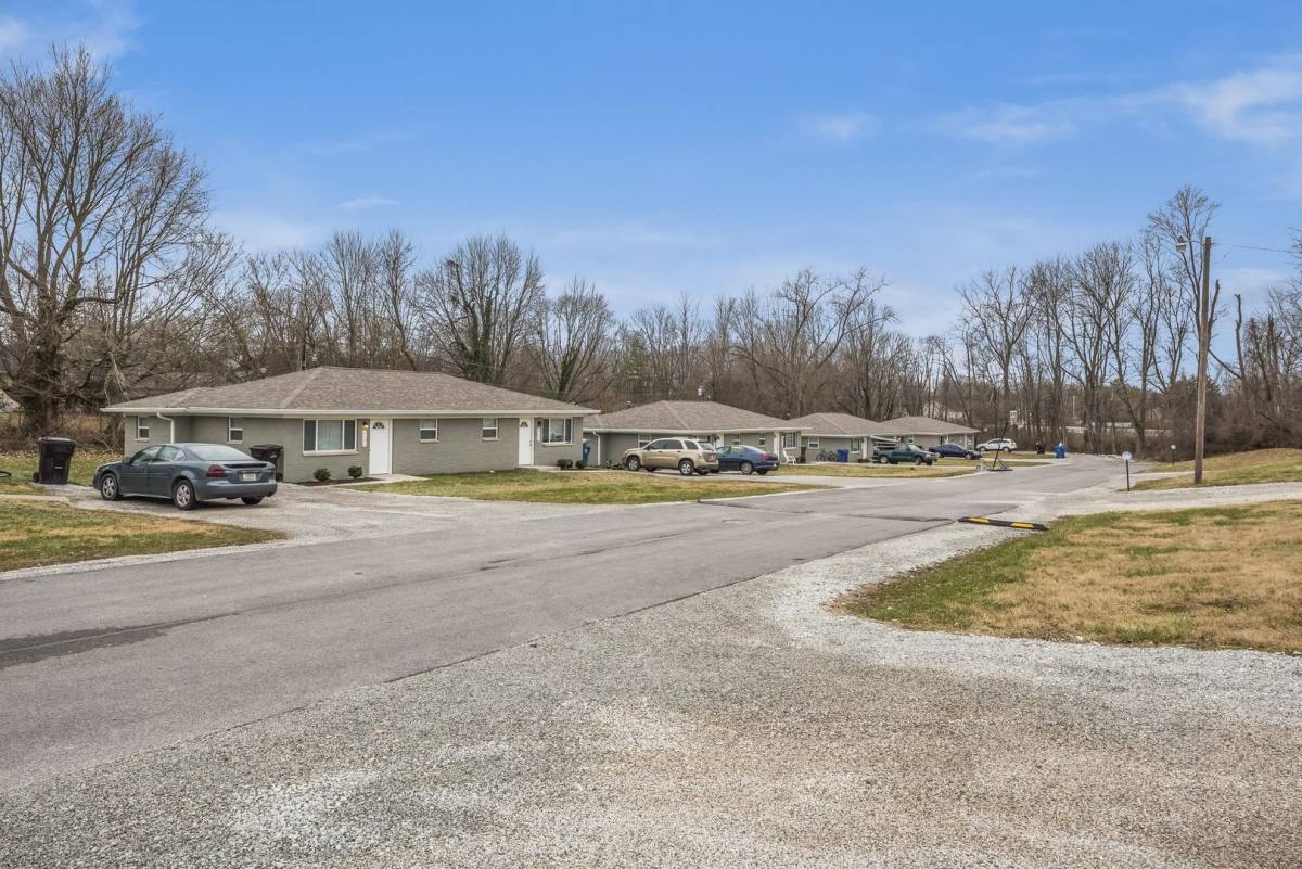 Apartment for rent at 4100 W Stebu Lane, Bloomington, IN 47403