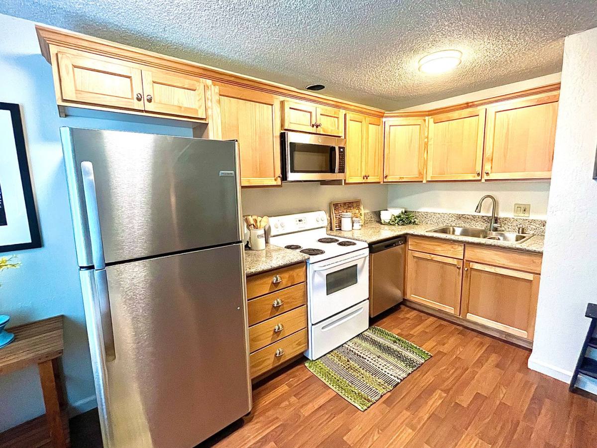 Apartment for rent at 508 W Sacramento Ave, Chico, CA 95926