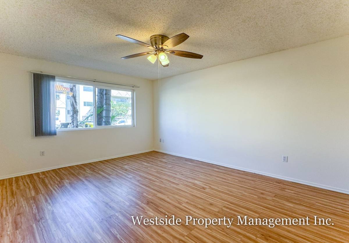 Apartment for rent at 1755 Purdue Ave #101, Los Angeles, CA 90025