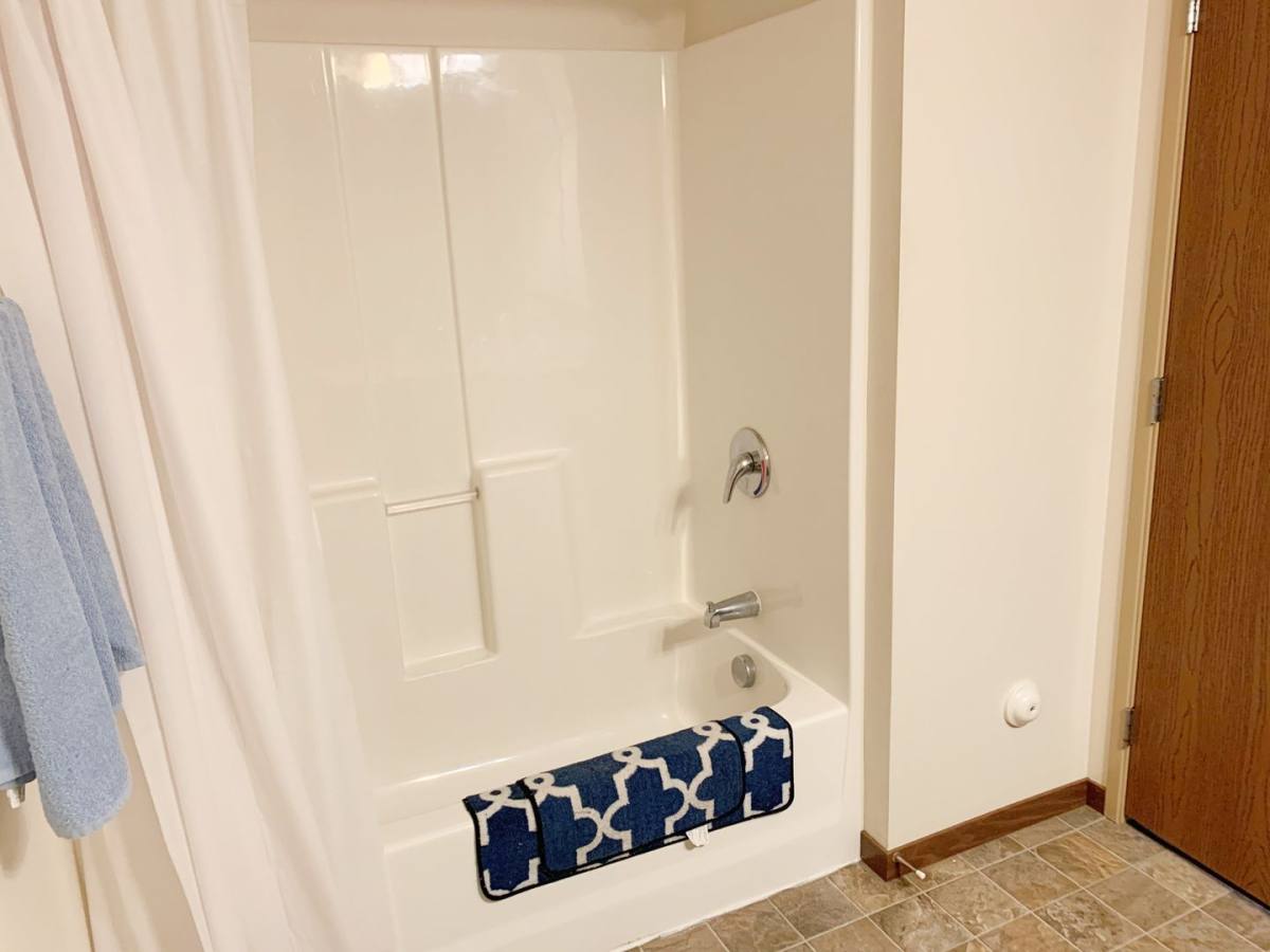 Apartment for rent at 1406 N Main St, Watford City, ND 58854