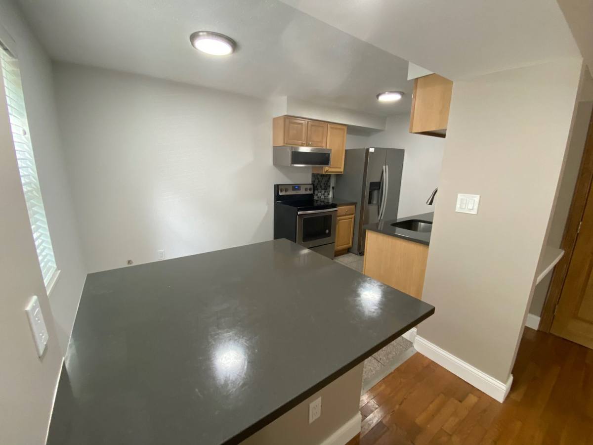 Apartment for rent at 1702-1712 N 4th St, Columbus, OH 43201