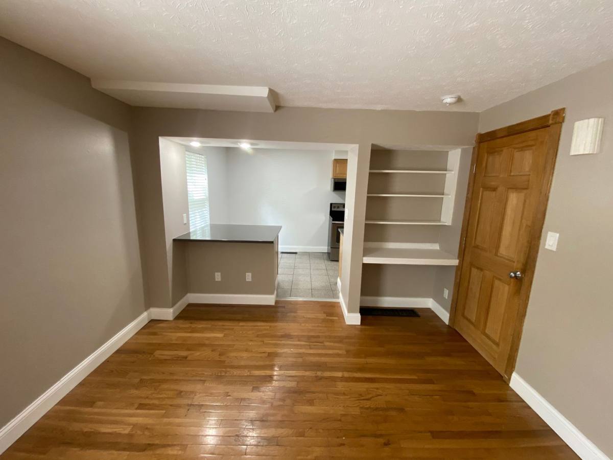 Apartment for rent at 1702-1712 N 4th St, Columbus, OH 43201