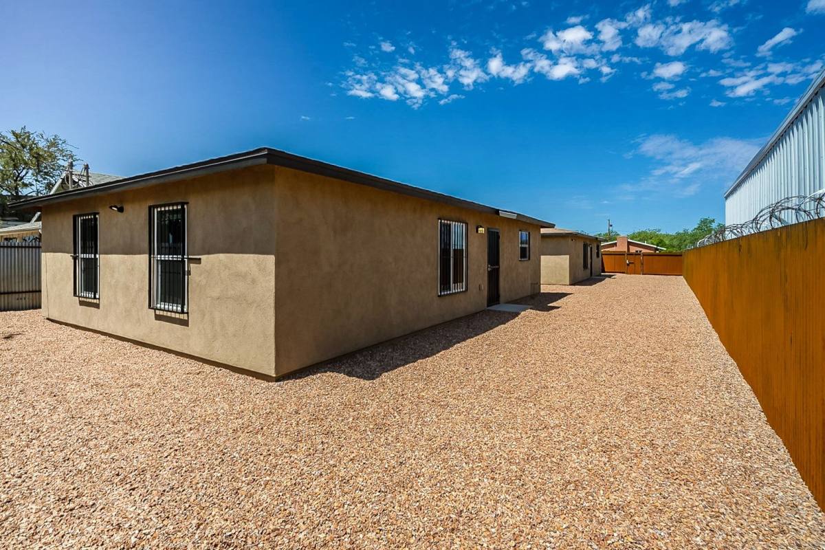 Apartment for rent at 615 S Santa Rita Ave, Tucson, AZ 85719