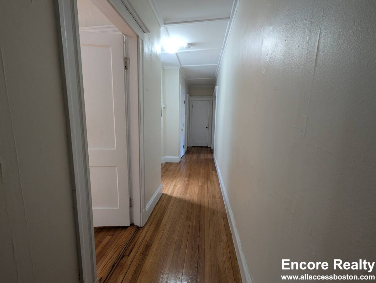 Apartment for rent at 1191 Boylston St #9, Boston, MA 02215