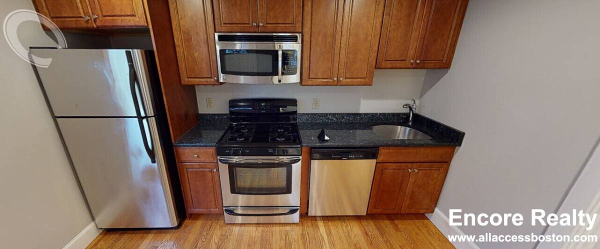 Apartment for rent at 429 Franklin St #7N, Cambridge, MA 02139