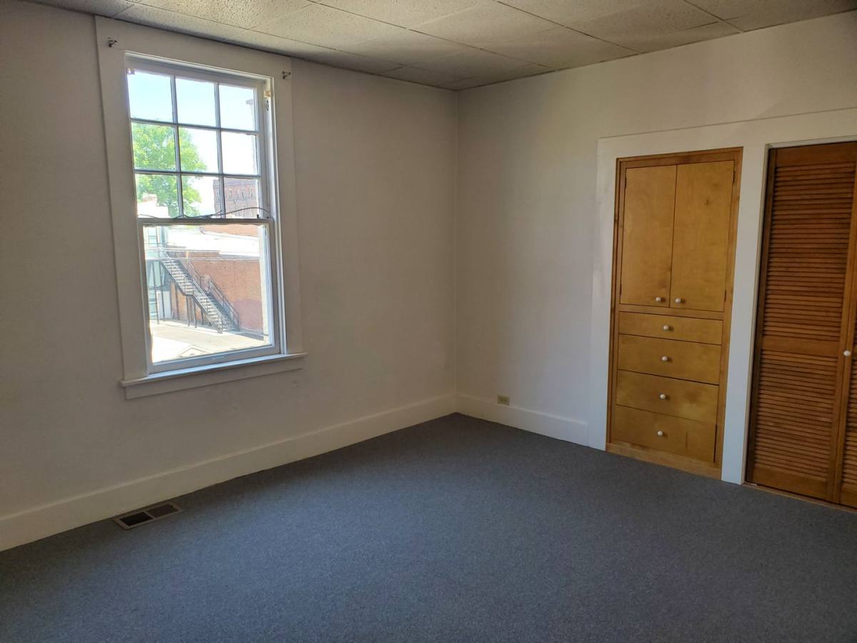 Apartment for rent at 103 Depot St, La Grande, OR 97850