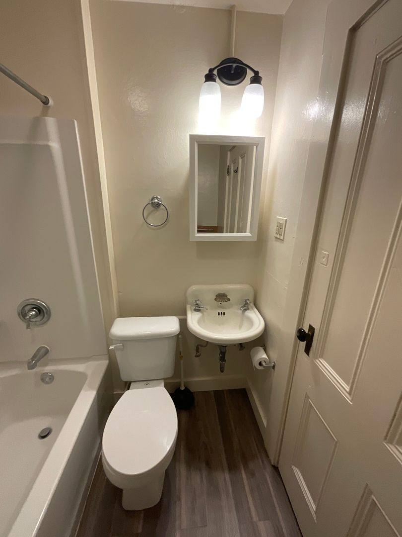 Apartment for rent at 103 Depot St, La Grande, OR 97850