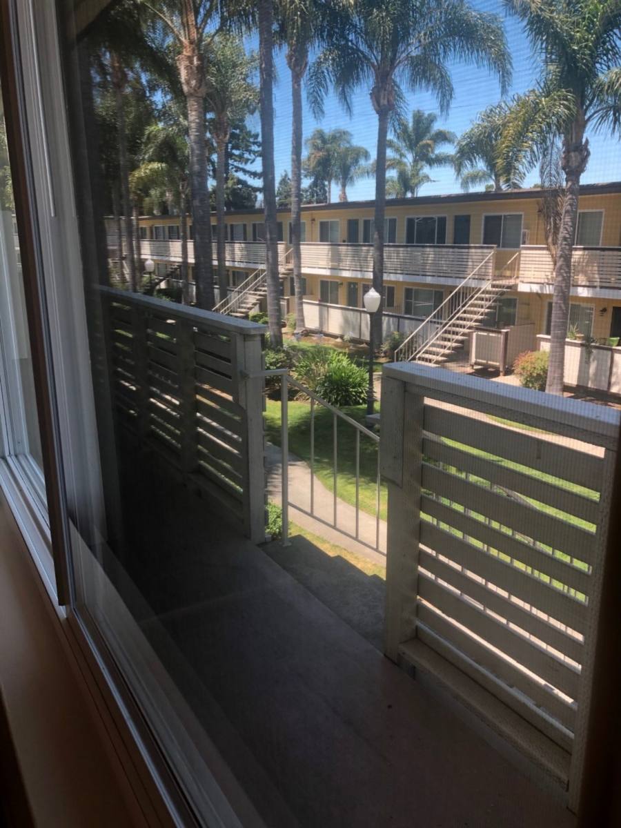 Apartment for rent at 2050 SW Expressway, San Jose, CA 95126