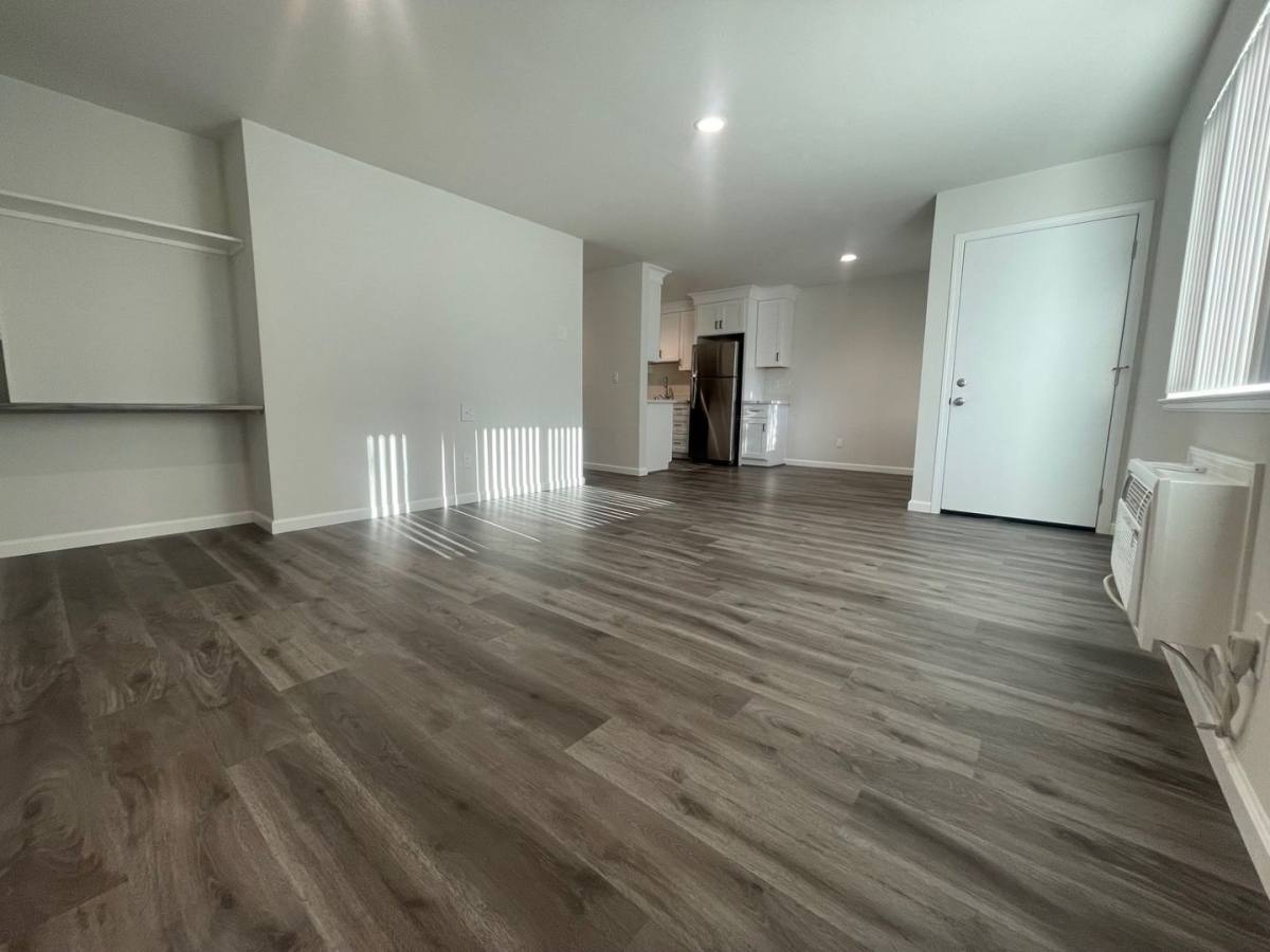 Apartment for rent at 2050 SW Expressway, San Jose, CA 95126