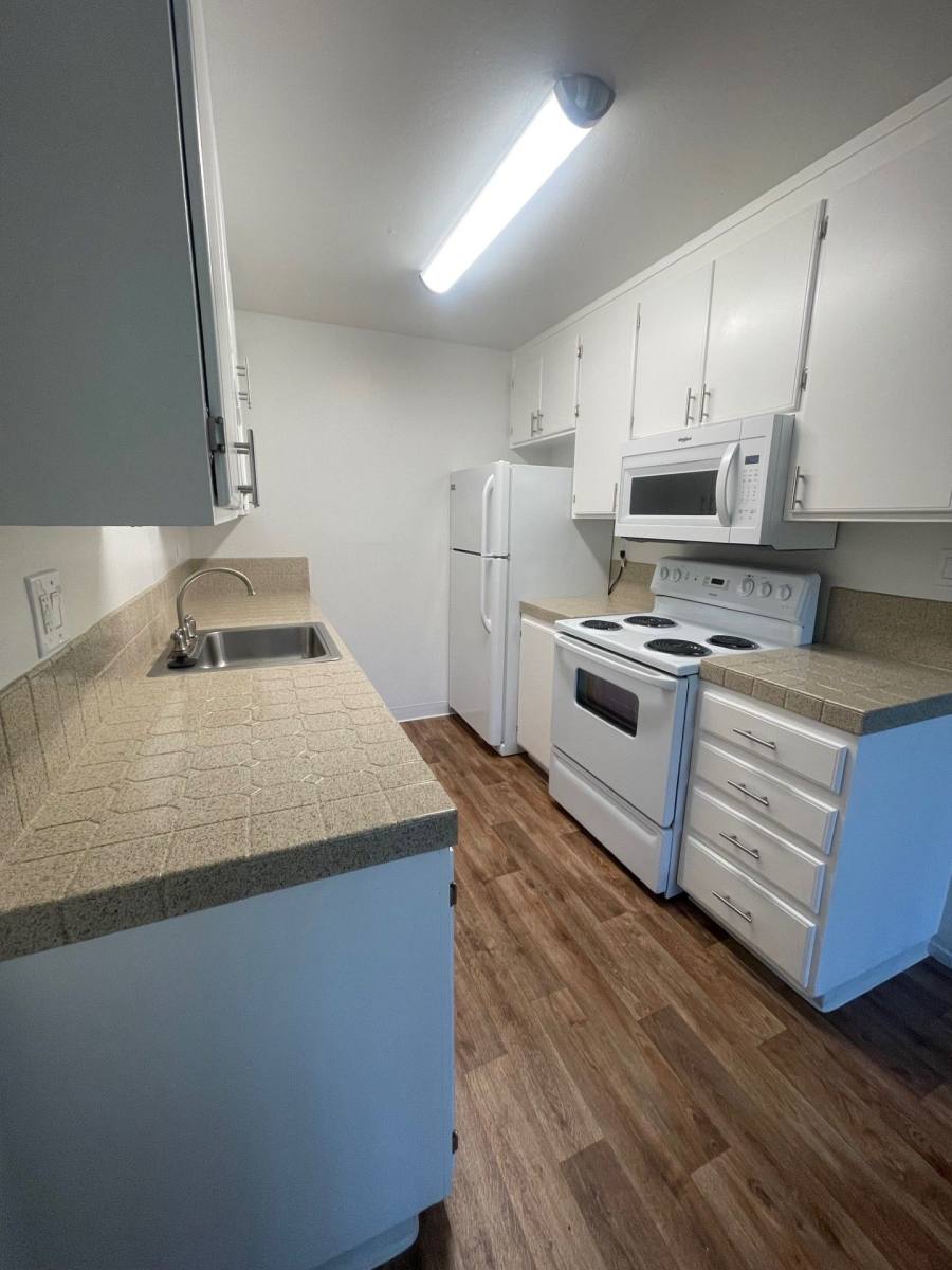 Apartment for rent at 2050 SW Expressway, San Jose, CA 95126