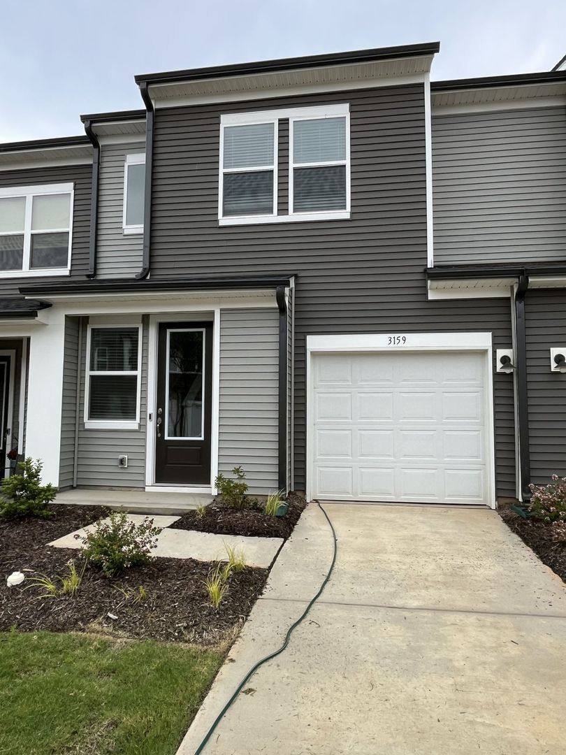Townhouse for rent at 3159 Hutton Gardens Lane, Charlotte, NC 28269
