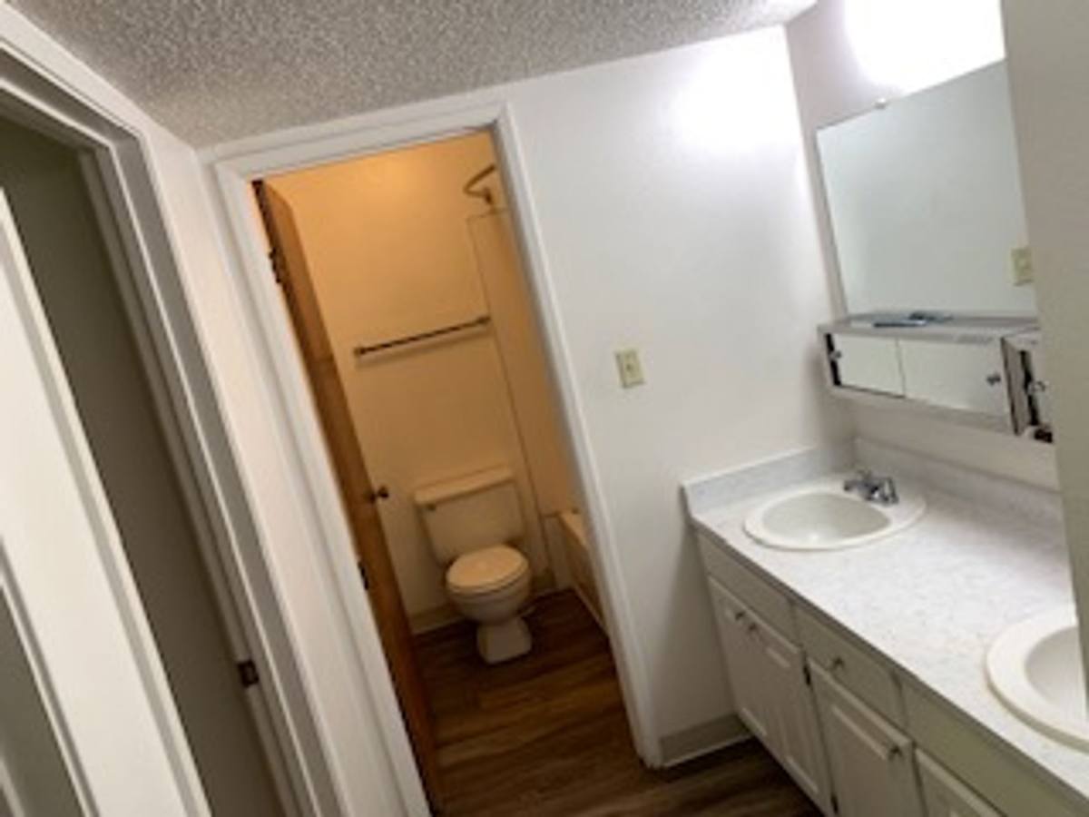 Apartment for rent at 1411 & 1419 Wake Forest Dr, Davis, CA 95616