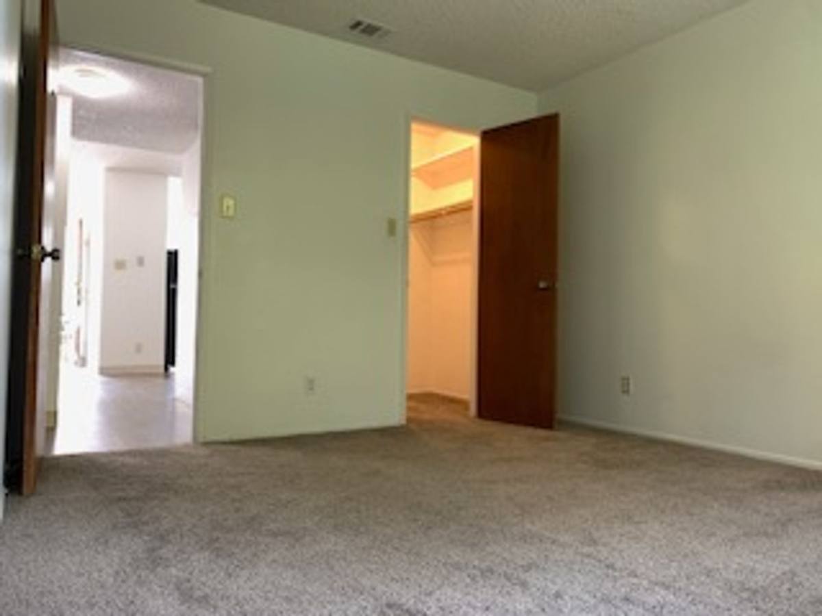 Apartment for rent at 1411 & 1419 Wake Forest Dr, Davis, CA 95616