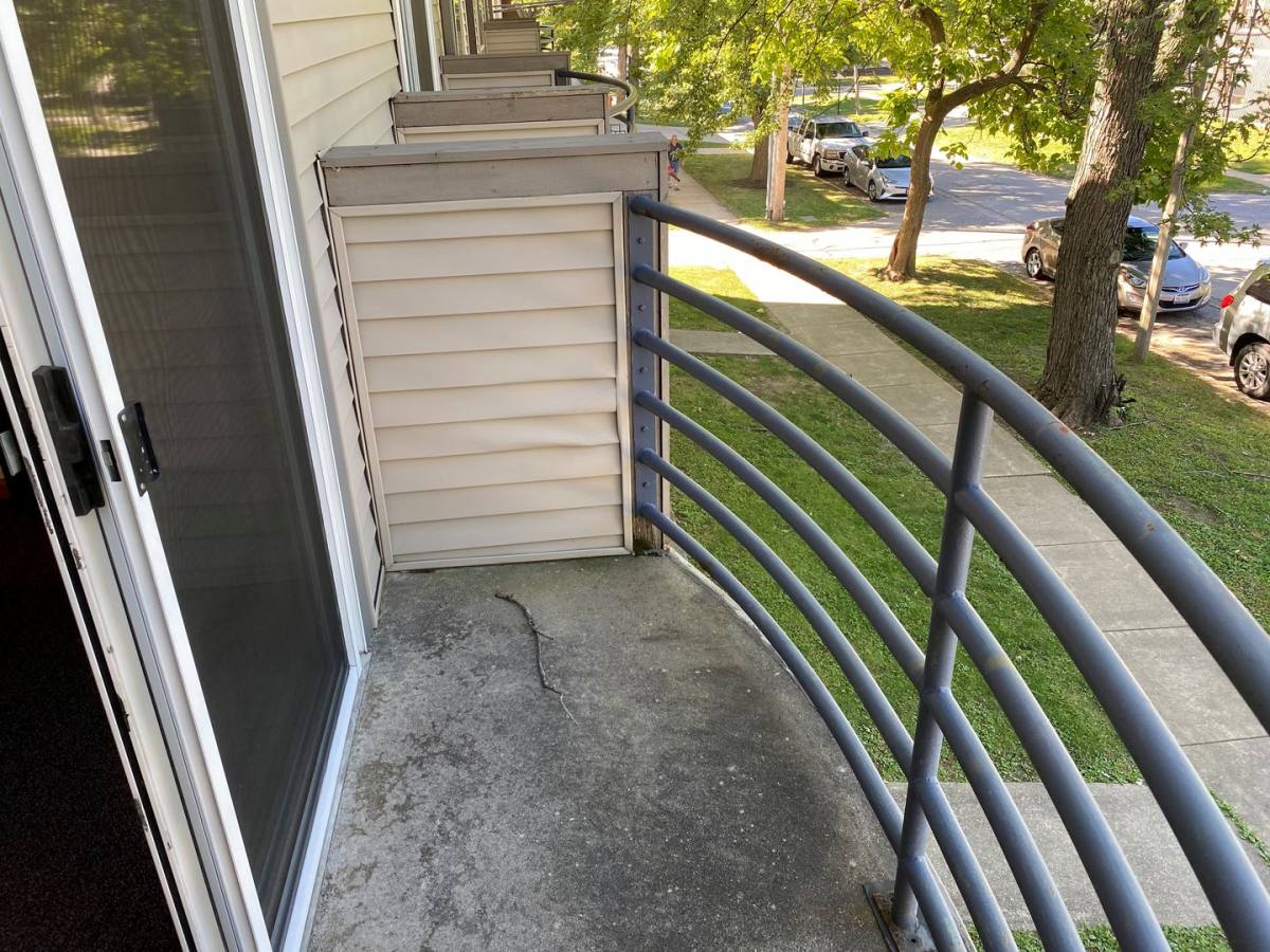 Townhouse for rent at 208 N Harvey St, Urbana, IL 61801