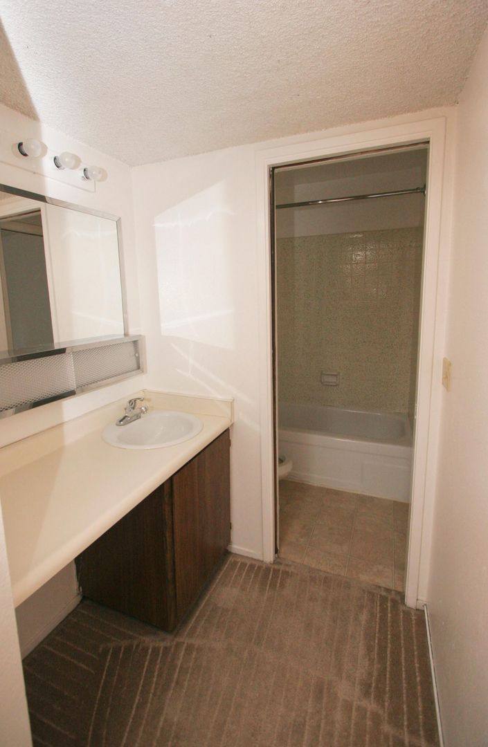 Apartment for rent at 771 Pole Line Rd, Davis, CA 95618
