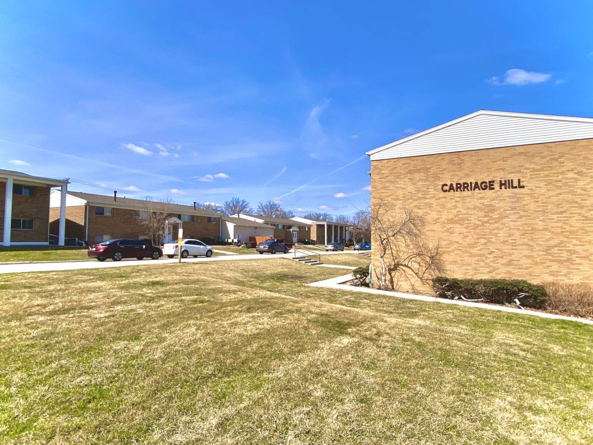 Apartment for rent at 700-721 Carriage Hill, Iowa City, IA 52246
