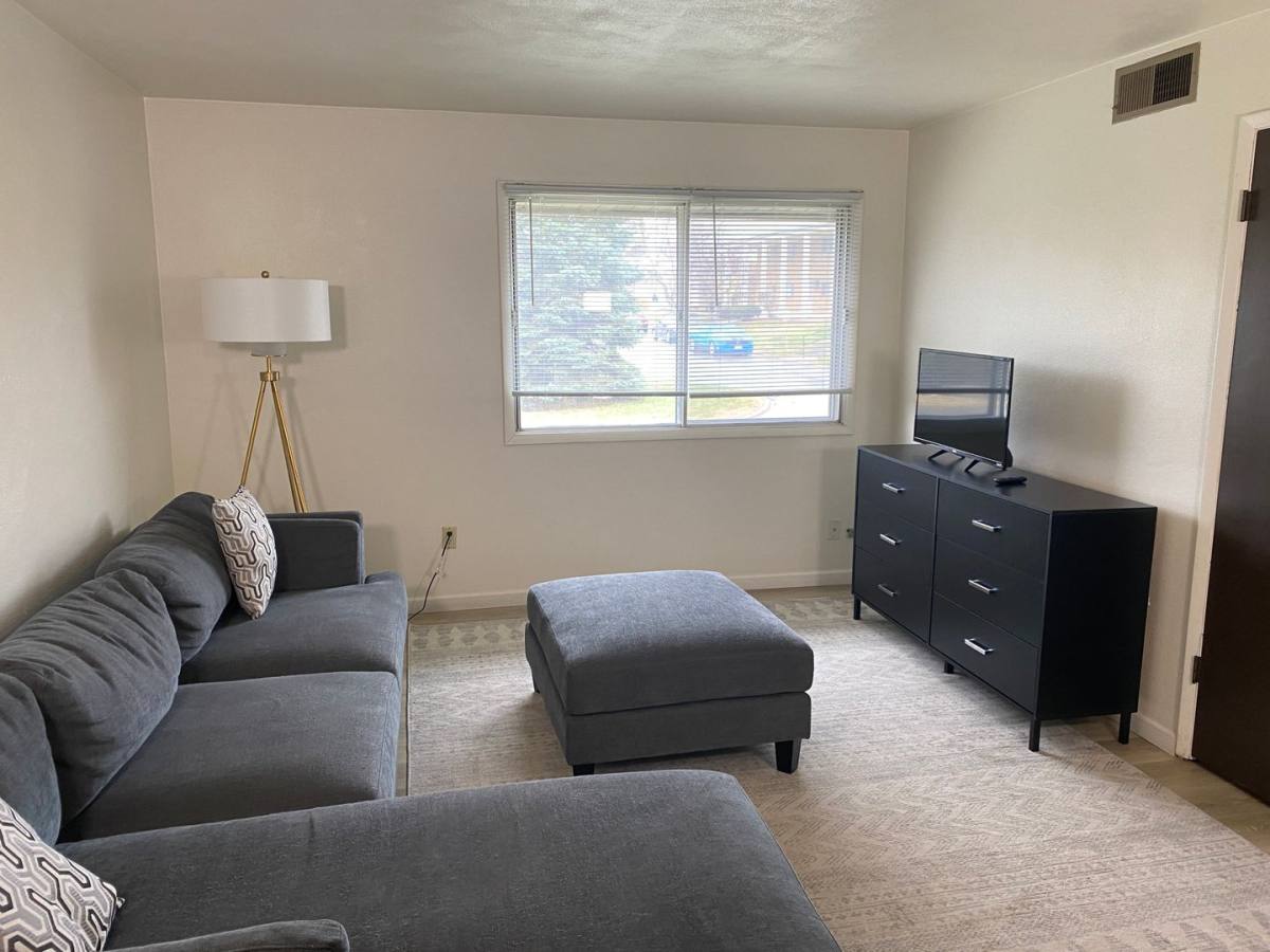 Apartment for rent at 700-721 Carriage Hill, Iowa City, IA 52246