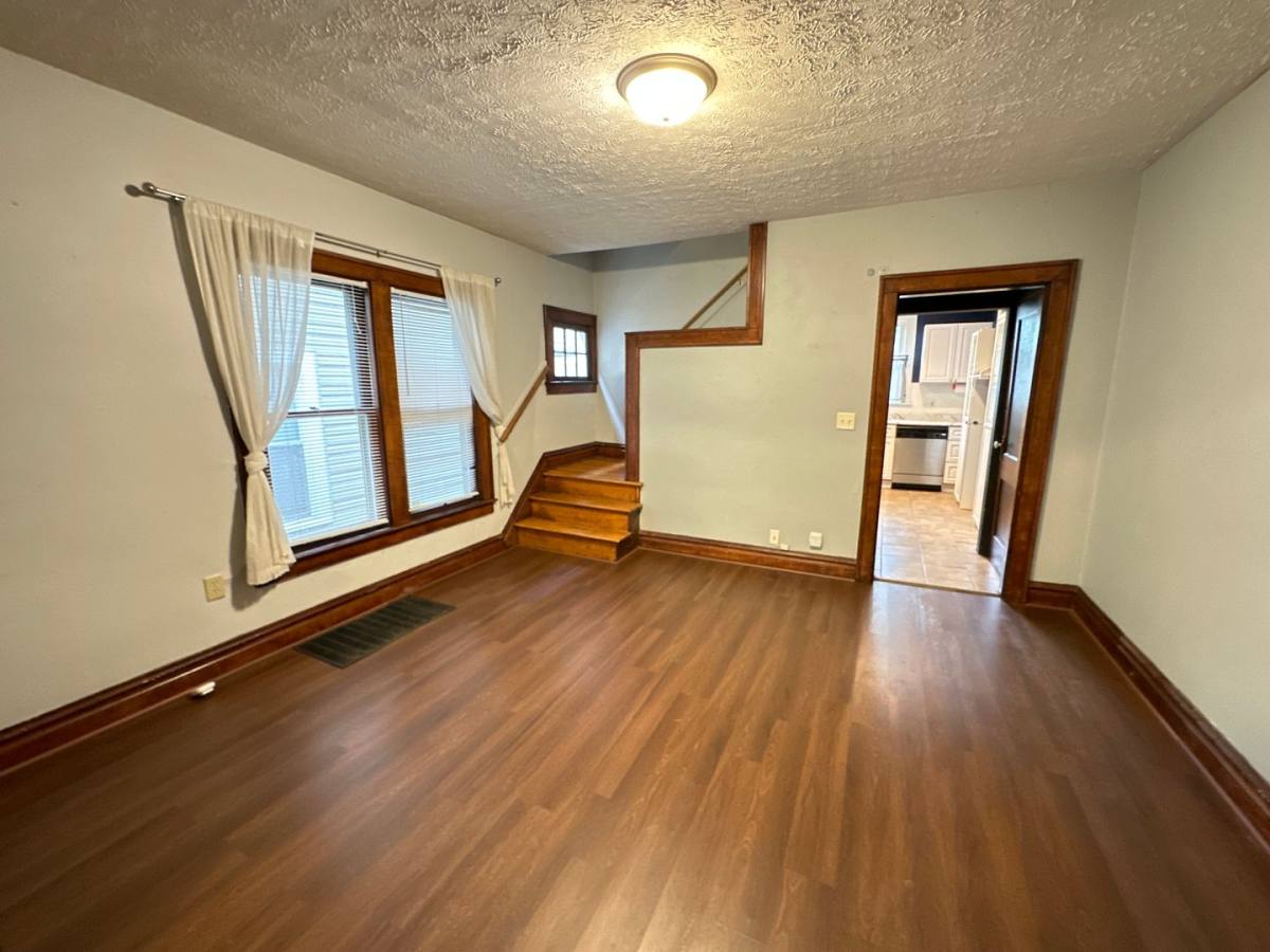 Apartment for rent at 178 E Tompkins Ave, Columbus, OH 43202