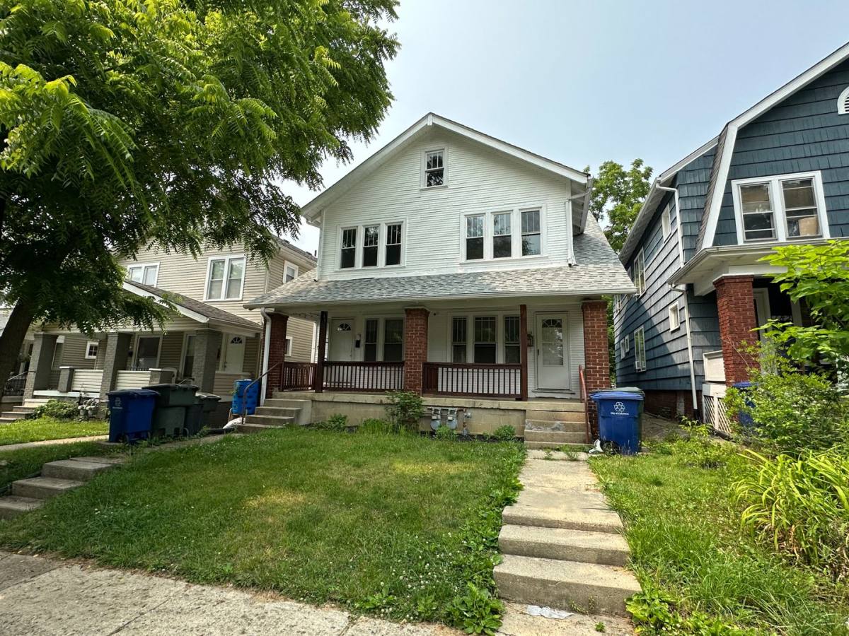 Apartment for rent at 178 E Tompkins Ave, Columbus, OH 43202