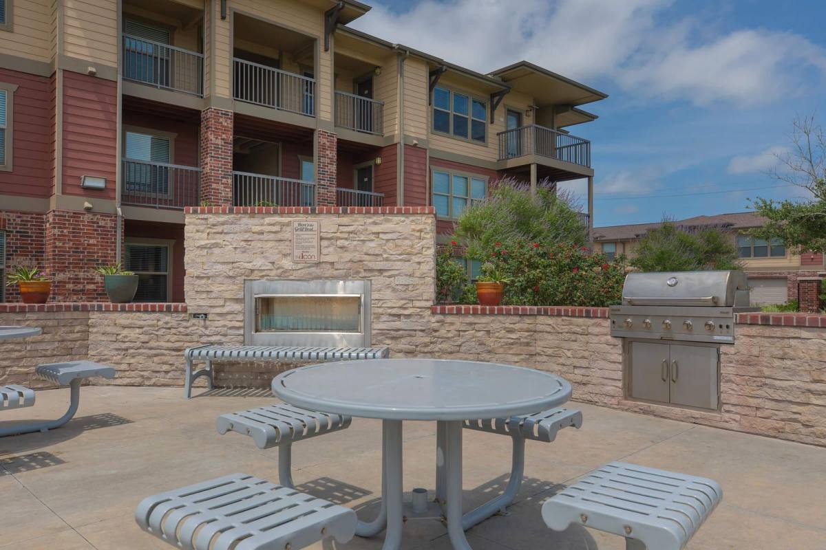 Apartment for rent at 6901 Saratoga Blvd, Corpus Christi, TX 78414