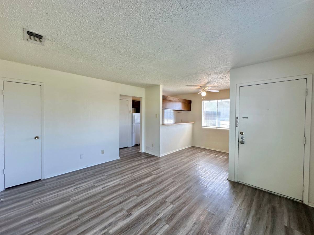 Apartment for rent at 2101 Robert E Lee Dr, Killeen, TX 76543