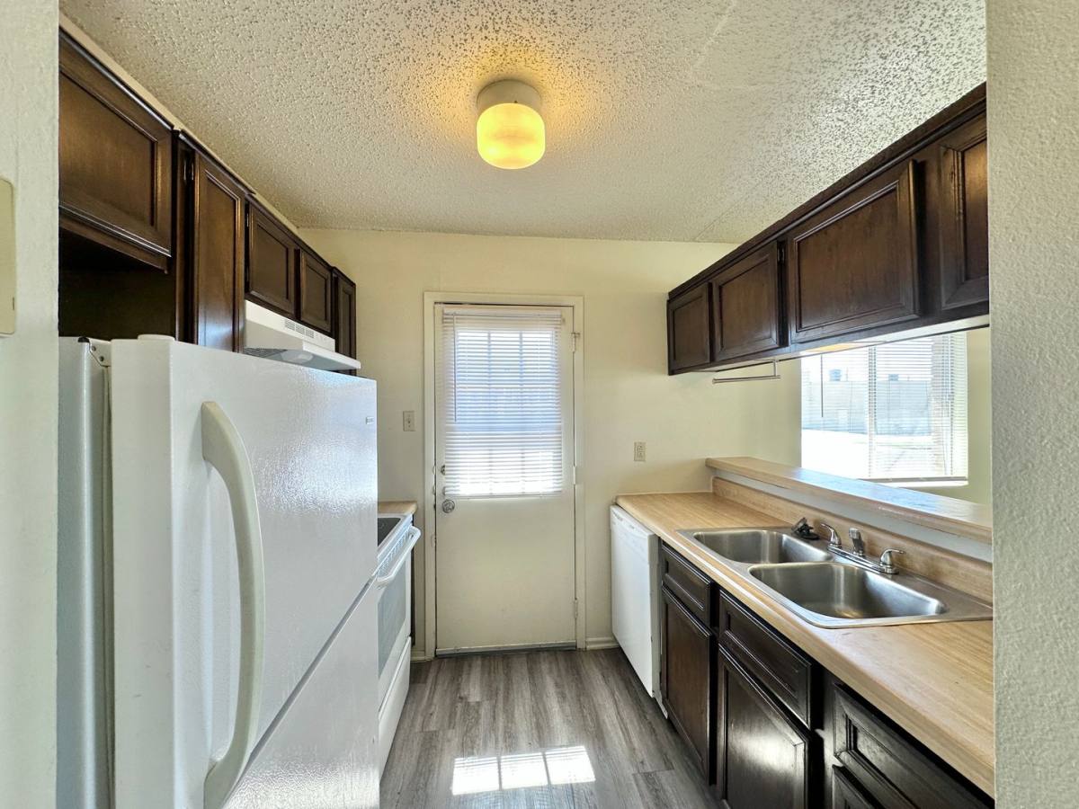 Apartment for rent at 2101 Robert E Lee Dr, Killeen, TX 76543