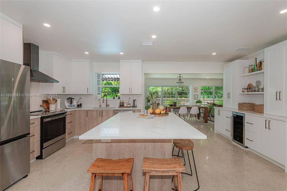 House for rent at 224 S 57th Ave, Hollywood, FL 33023