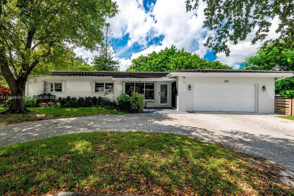 House for rent at 224 S 57th Ave, Hollywood, FL 33023