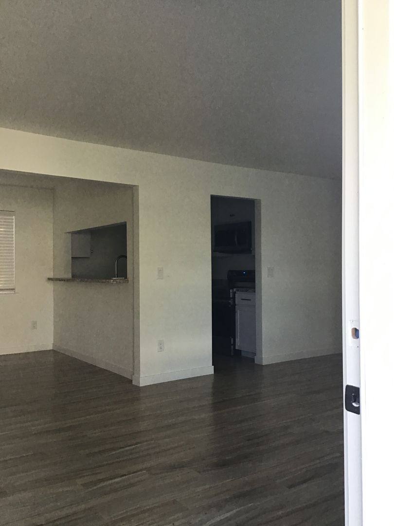Apartment for rent at 656 Walnut St, Yuba City, CA 95991