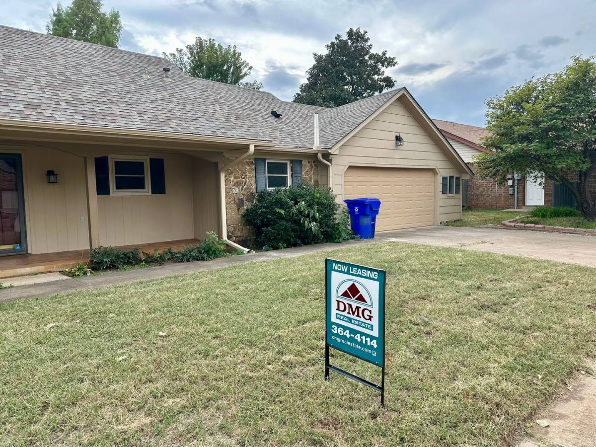 House for rent at 3608 Chatham Court, Norman, OK 73072