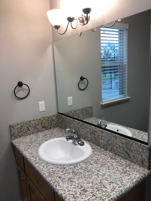 Apartment for rent at 917 W Sacramento Ave, Chico, CA 95926