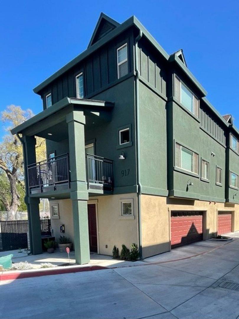 Apartment for rent at 917 W Sacramento Ave, Chico, CA 95926