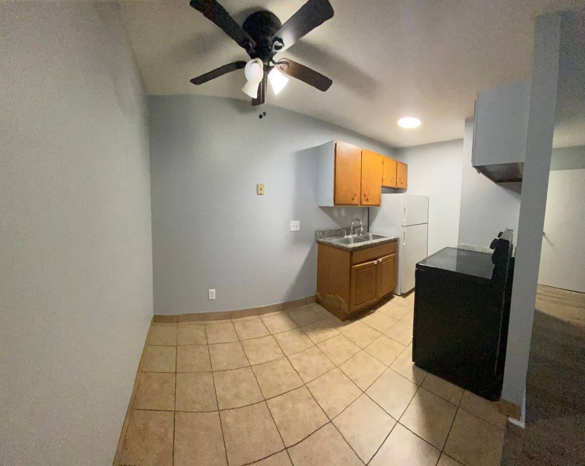 Apartment for rent at 461 Maryland Ave W, Saint Paul, MN 55117