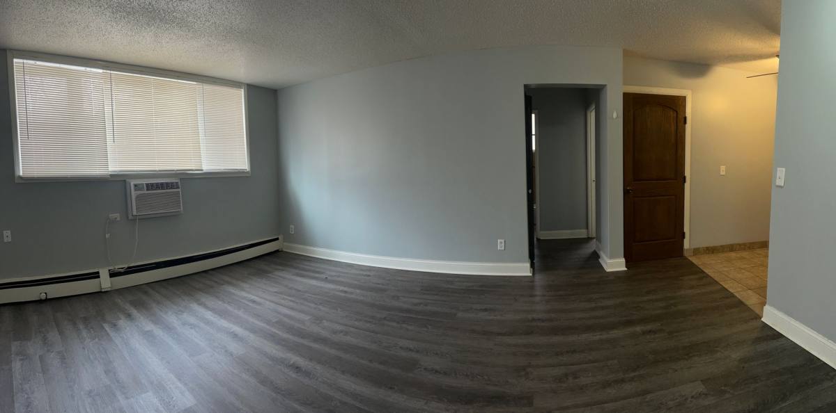 467 Maryland Ave W, St. Paul, MN 55117 - Apartment for Rent - Image 2