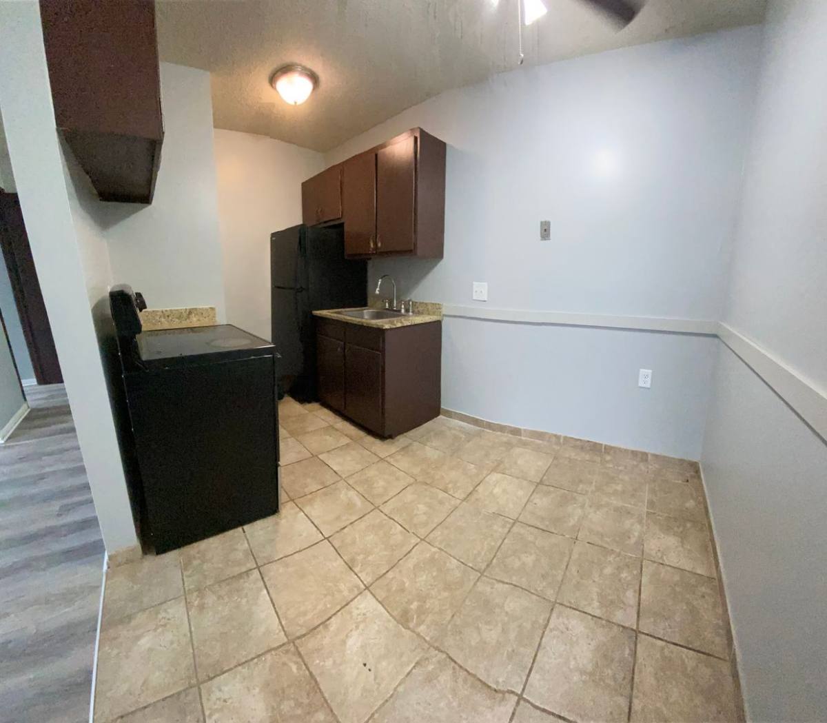 Apartment for rent at 467 Maryland Ave W, Saint Paul, MN 55117