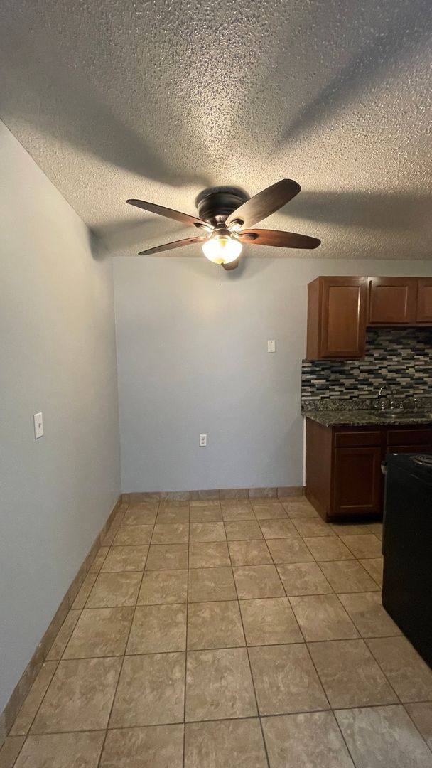 467 Maryland Ave W, St. Paul, MN 55117 - Apartment for Rent - Image 4