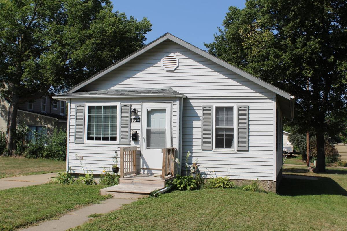 Apartment for rent at 1723 S 9th Ave, Sioux Falls, SD 57105