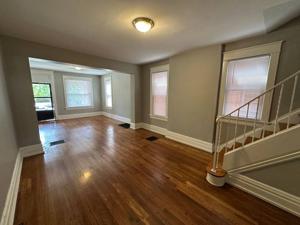 Apartment for rent at 2355 Summit St, Columbus, OH 43202