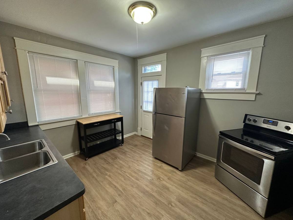 Apartment for rent at 2355 Summit St, Columbus, OH 43202