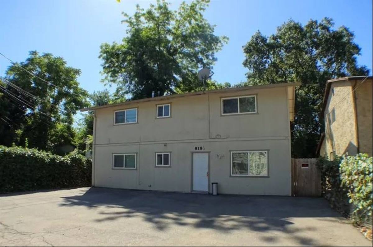 Apartment for rent at 818 W 1st St, Chico, CA 95928