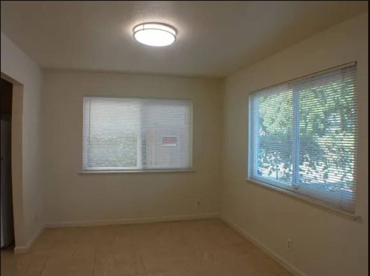 Apartment for rent at 818 W 1st St, Chico, CA 95928