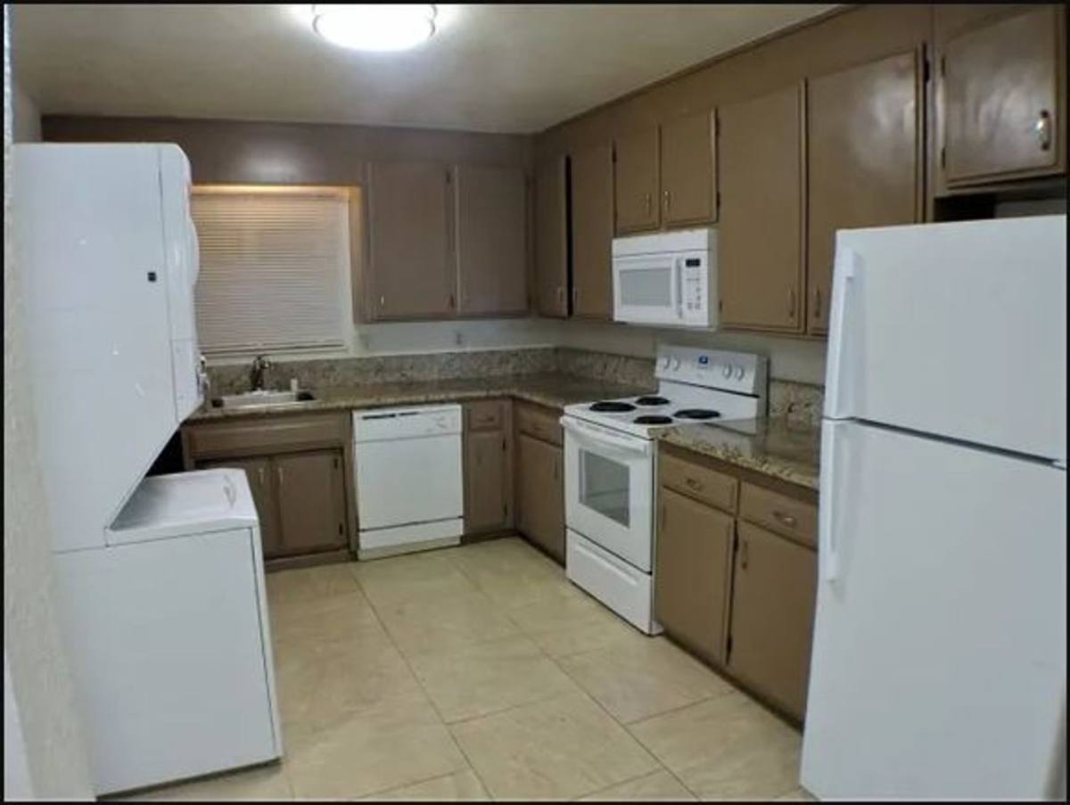 Apartment for rent at 818 W 1st St, Chico, CA 95928