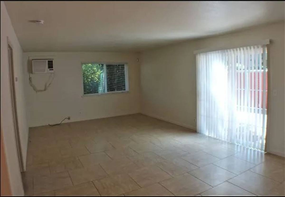 Apartment for rent at 818 W 1st St, Chico, CA 95928