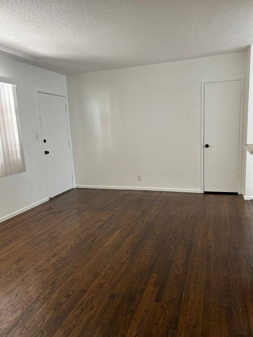 Apartment for rent at 1353 Rolland Curtis Place, Los Angeles, CA 90062