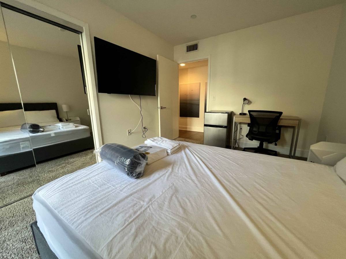 Apartment for rent at 1539 Beloit Ave, Los Angeles, CA 90025