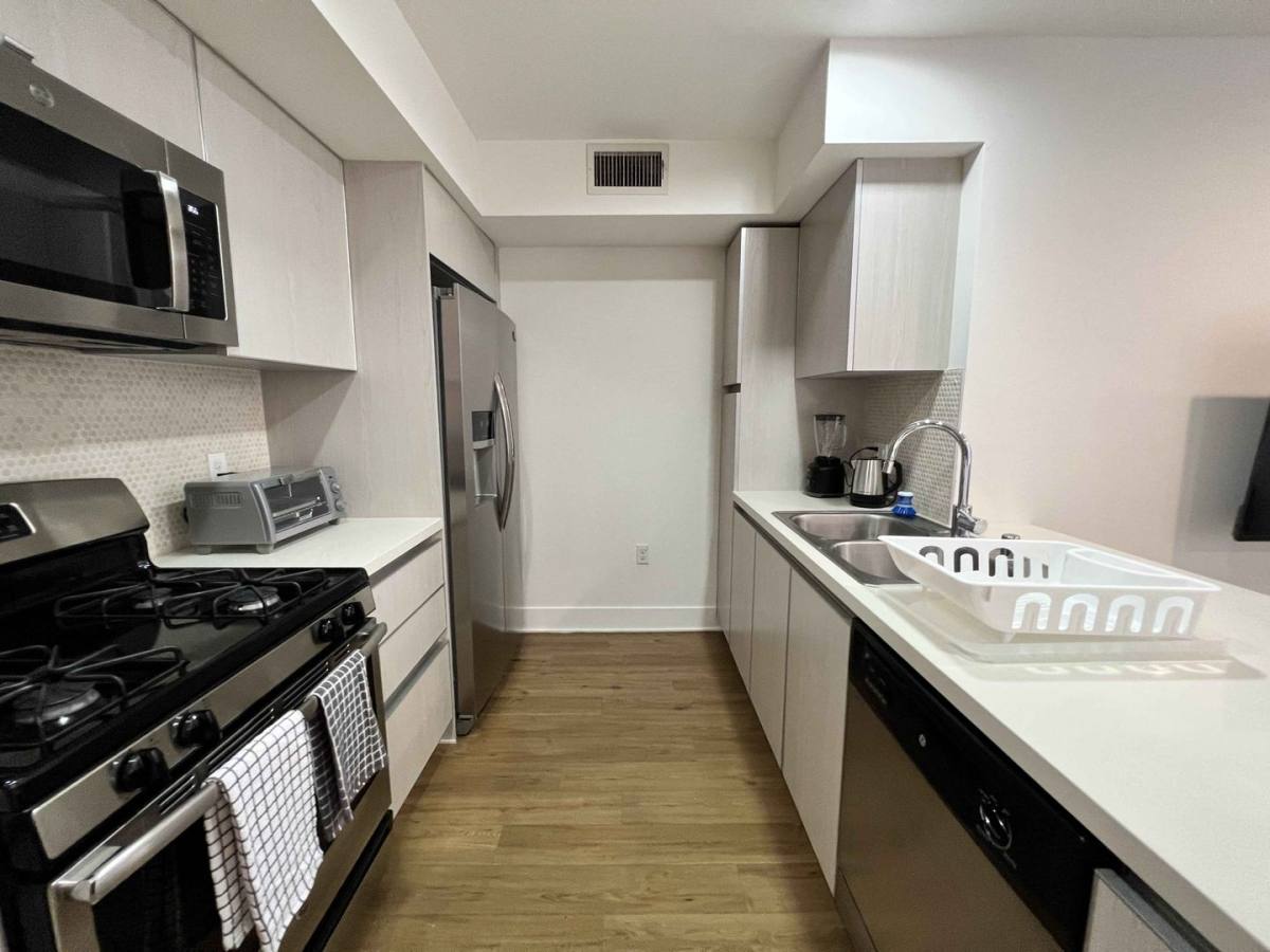 Apartment for rent at 1539 Beloit Ave, Los Angeles, CA 90025