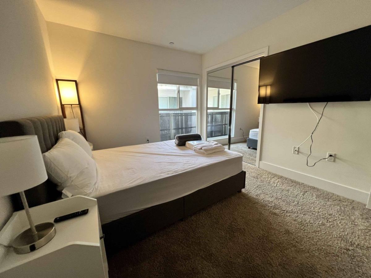 Apartment for rent at 1539 Beloit Ave, Los Angeles, CA 90025
