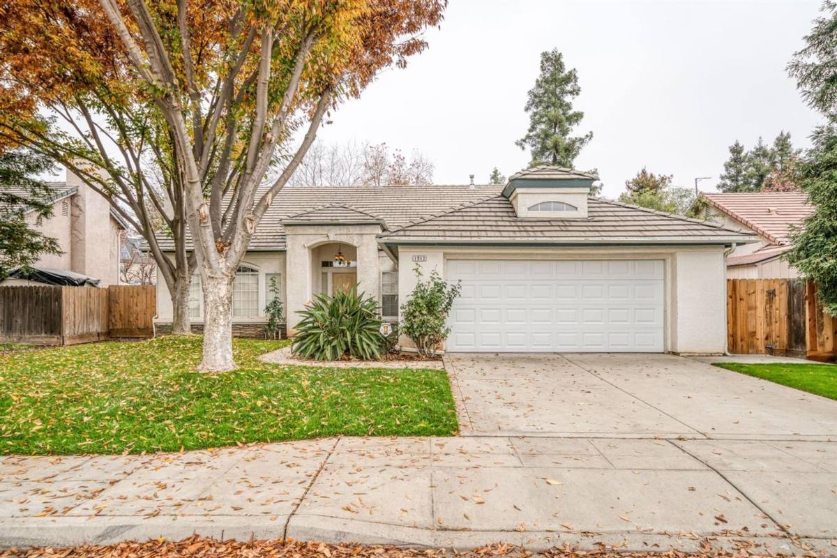 House for rent at 1943 Menlo Ave, Clovis, CA 93611